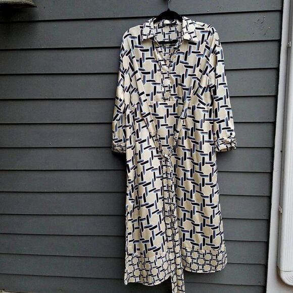 Gorgeous Zara Midi Tie Front Chain Link Dress size Medium - Picture 1 of 11
